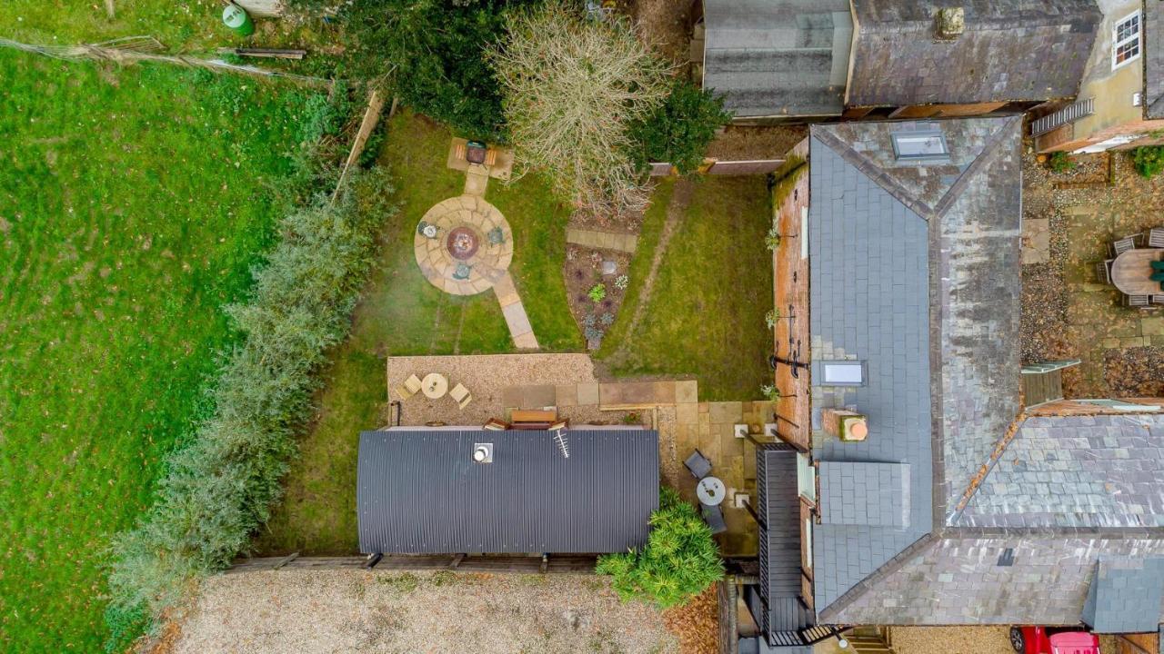 Hayloft And Shepherds Hut In Norfolk Broads With Fire Pit And Bbq From Ginger And Gold Ranworth Exterior foto